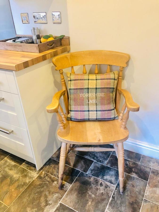 Ilkley Central One Apartment Bagian luar foto